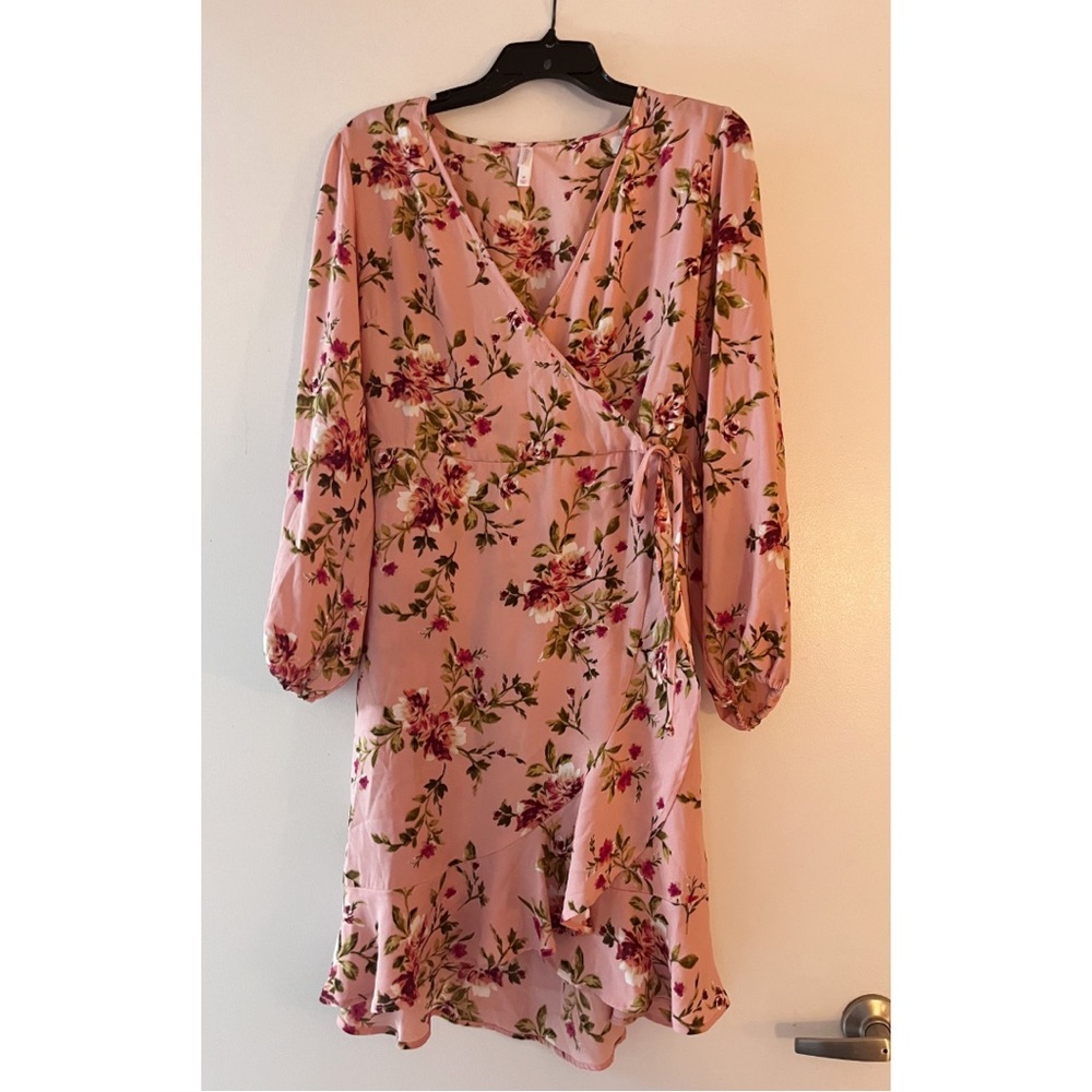 XHILARATION Pink Floral V Neck Faux Wrap Dress (Discounted Shipping🚚)